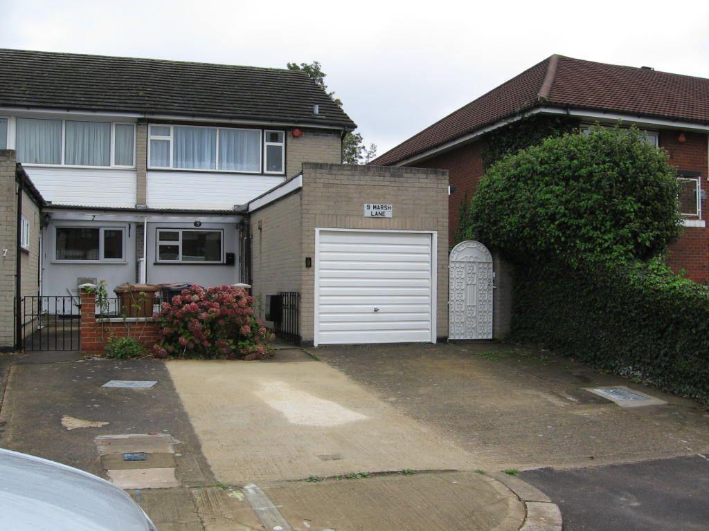 MARSH LANE, STANMORE, HA7 4TF 3 bed semidetached house £2,002 pcm (£