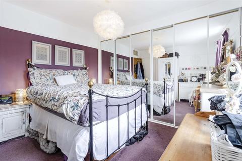 9 Brougham Road, Worthing, BN11 2NP