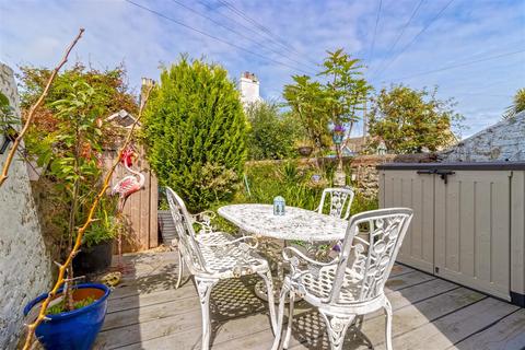 9 Brougham Road, Worthing, BN11 2NP