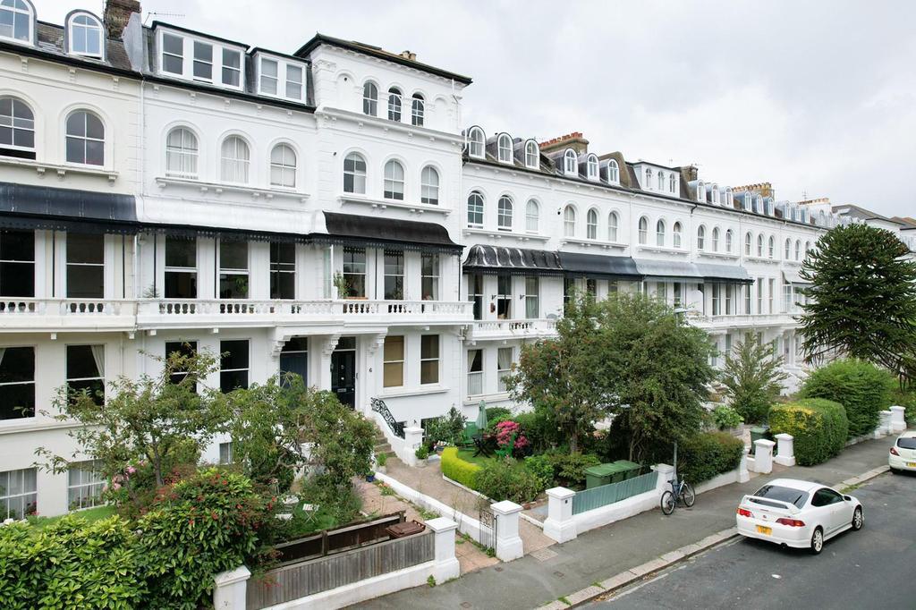 Markwick Terrace, St. LeonardsOnSea 1 bed flat £190,000