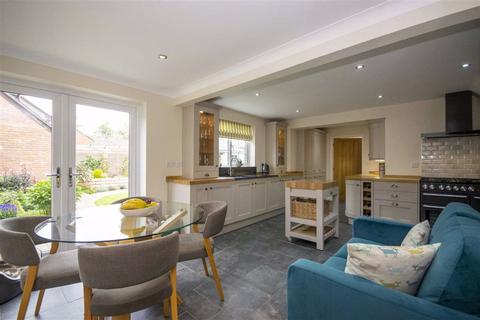 2 Castle Walks, Chirk, Wrexham, LL14 5LQ