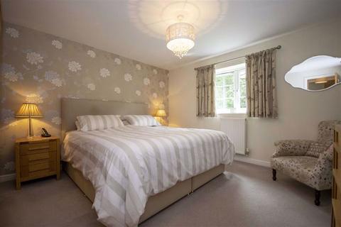 2 Castle Walks, Chirk, Wrexham, LL14 5LQ