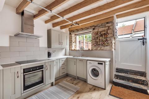 42 Old Maltongate, Malton, YO17 7EG
