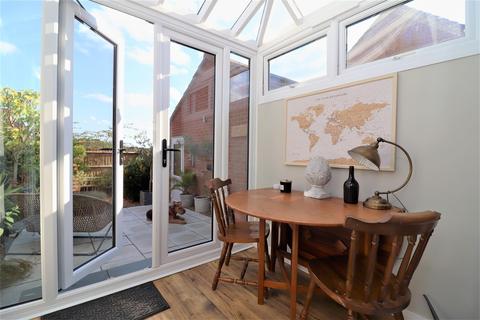 10 Banks Close, Hadleigh, Ipswich, IP7 5RX