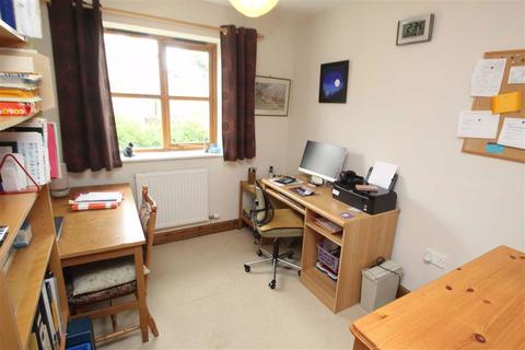 14 Ffordd Spoonley, Llansantffraid, SY22 6FB