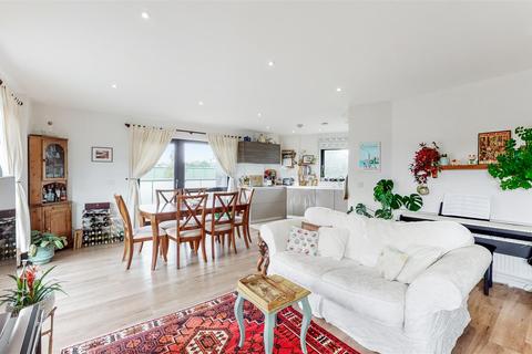 289 Williams Way, Wembley, HA0 2FW