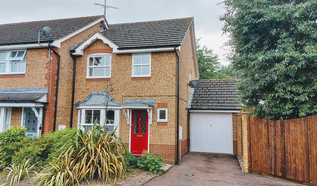 CHAIN FREE Standon, Herts 3 bed end of terrace house £435,000