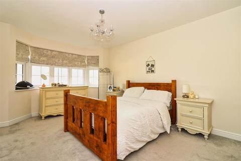 106 Bletchley Road, Horsforth, Leeds, LS18 4FG