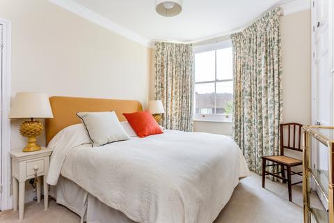 20 Eton Road, Datchet, Slough, SL3 9AY