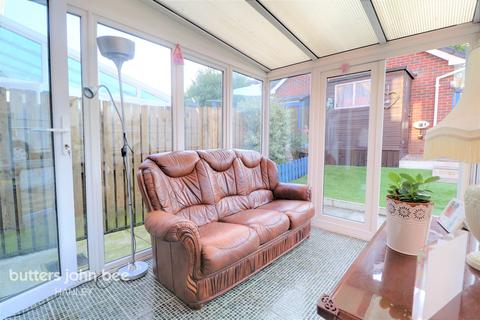 9 Chasewater Drive, Stoke-on-trent, ST6 8GH
