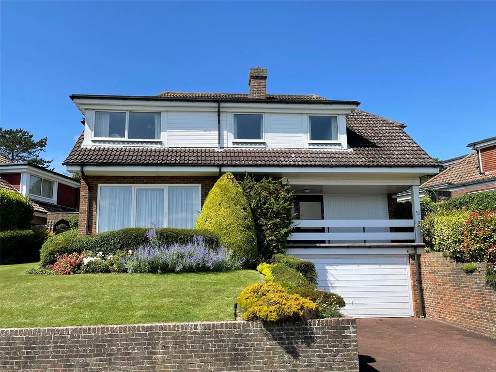 Meads Brow, Eastbourne, BN20 4 bed detached house £950,000