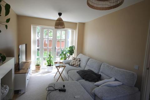 3 bedroom terraced house to rent, Harding Wood, Lightmoor