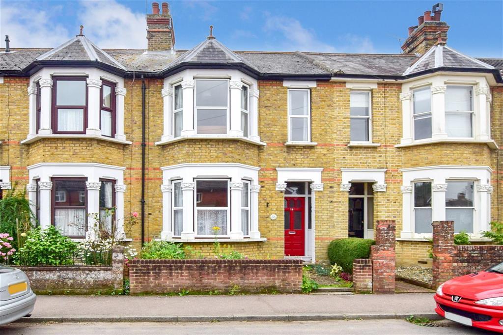 Oak Lane, Headcorn, Kent 2 bed terraced house £300,000