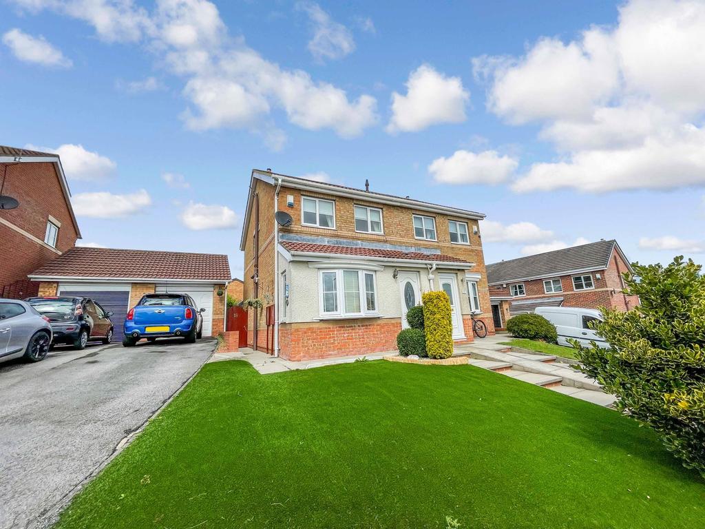 Willerby Grove, Peterlee, Durham, SR8... 2 bed semidetached house £