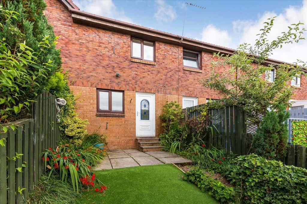 Millburn Gardens, Gardenhall, EAST... 2 bed terraced house £112,000