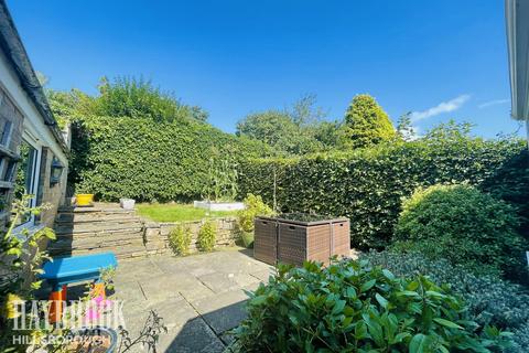 14 Studfield Drive, Sheffield, S6 4SN