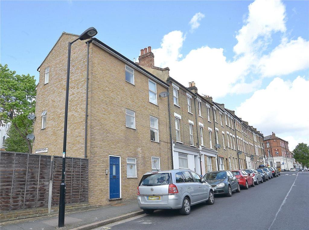 Ivanhoe Road, London, ., SE5 8DJ 1 bed ground floor flat £255,000