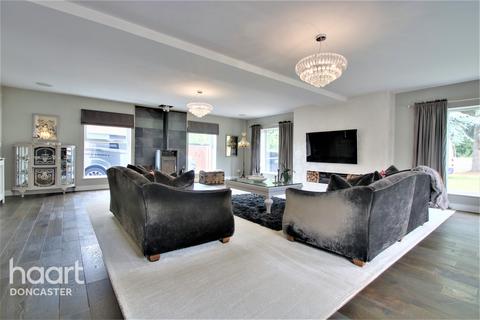 78b Tickhill Road, Doncaster, DN4 8QG