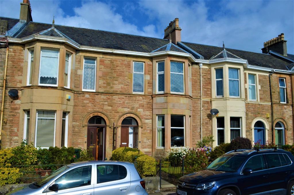 Craigendoran Avenue, Helensburgh... 4 bed terraced house £260,000