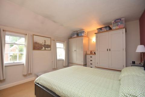 2 bedroom cottage to rent, East Street, Pembridge, HR6