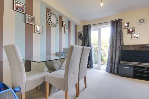 19 Aspen Grove, Fremington, Barnstaple, EX31 3FB