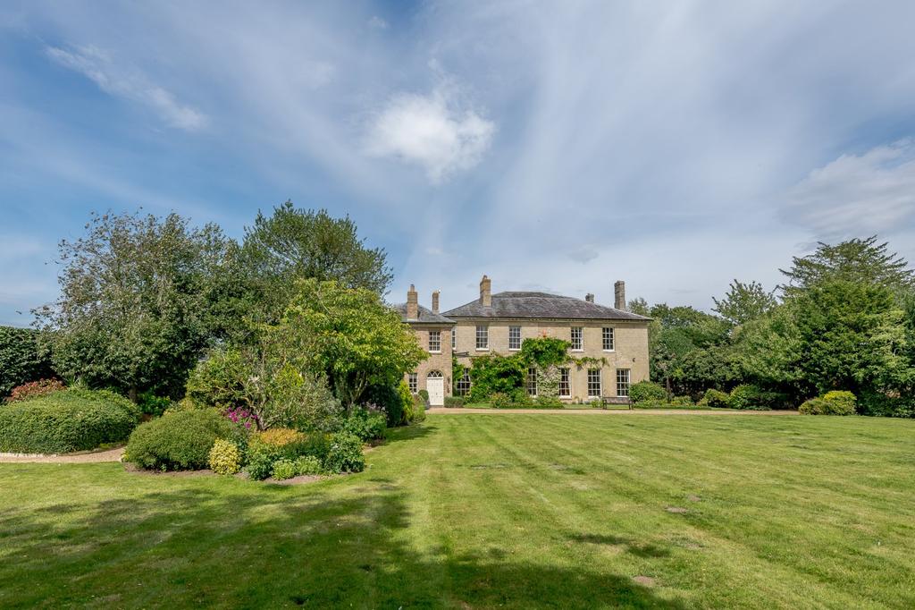 South Facing Lawn