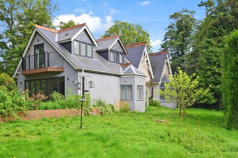 undefined, Redehall Road, Smallfield, Surrey