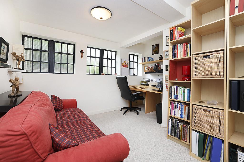 Double Bedroom 3/Office
