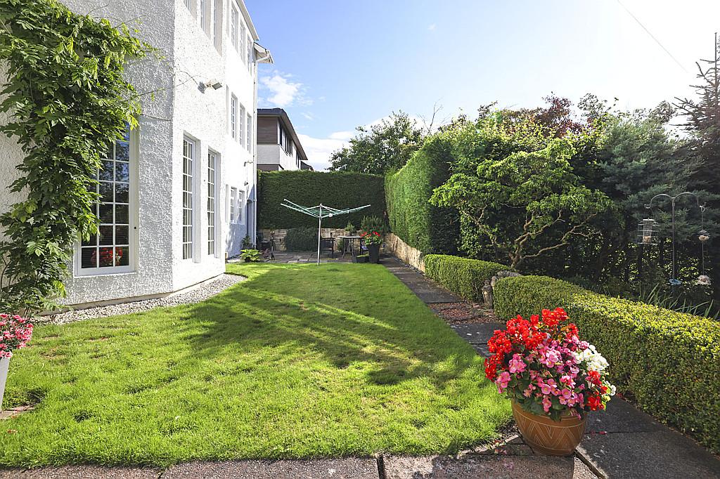 South Facing Garden