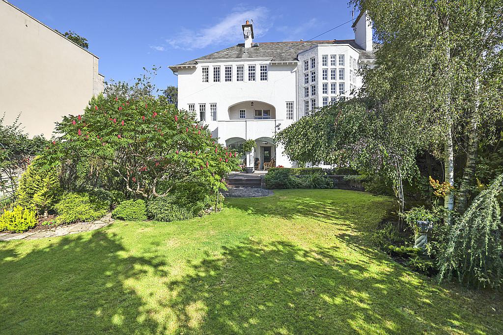 South Facing Garden
