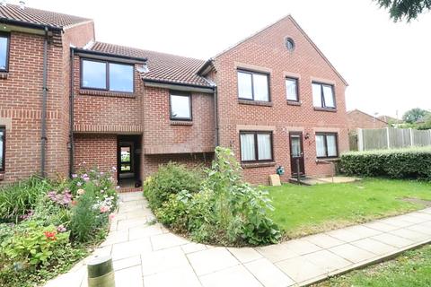 2 Abigail Court, Ongar, CM5 0AZ