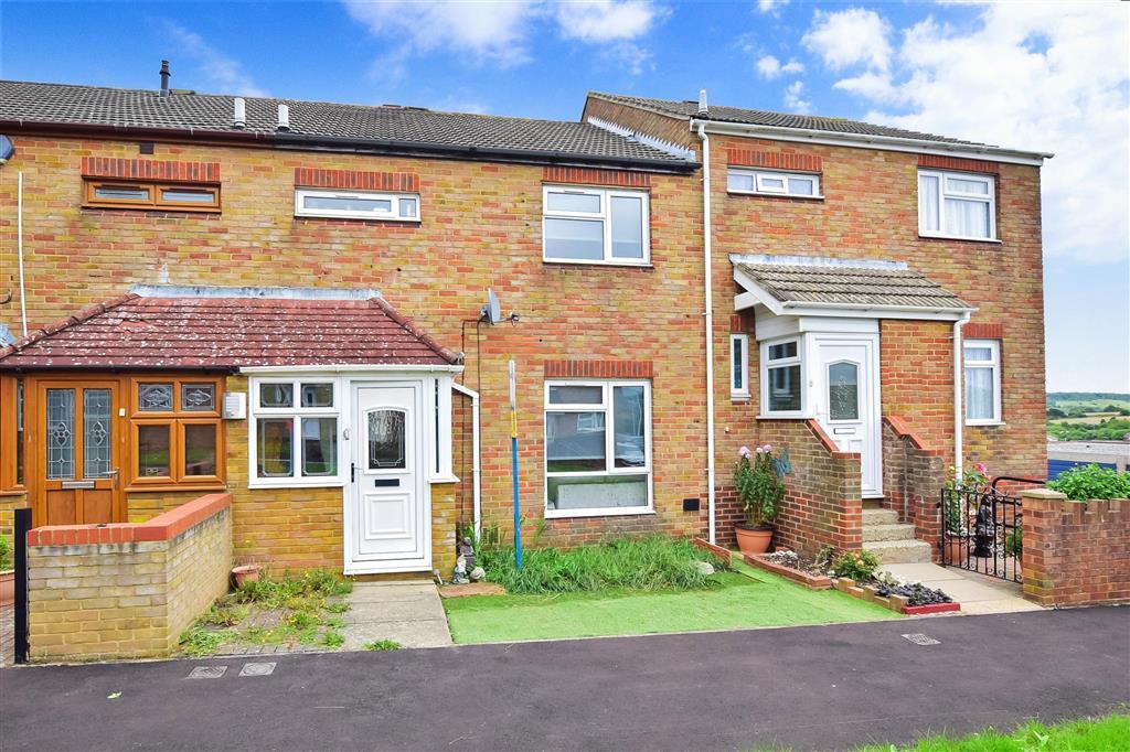 Ryde Close, Walderslade, Chatham, Kent 3 bed terraced house £240,000