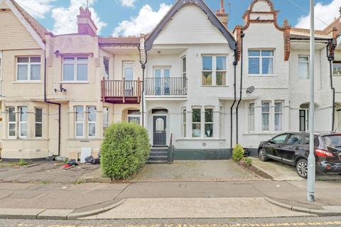 9 Herbert Grove, Southend-on-sea, SS1 2AT