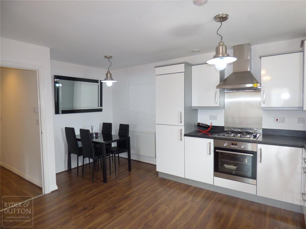 Kitchen/Dining Area