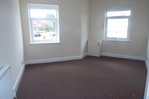 3 bedroom apartment to rent, Doncaster Road , Armthorpe, Doncaster  DN3