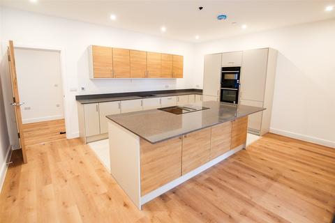 2 bedroom apartment for sale, Marquess Court, Cefn Coed Road, Cyncoed, Cardiff, CF23