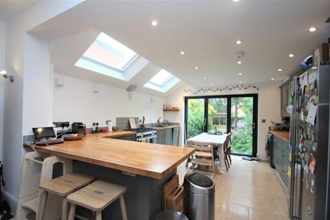 4 bedroom house to rent, Hill View Road, West Oxford