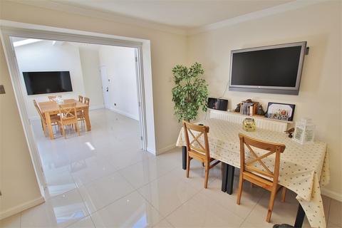7 Borage Close, Pontprennau, Cardiff, CF23 8SJ
