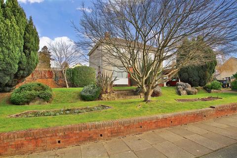 32 Brandreth Road, Cardiff, CF23 5NW