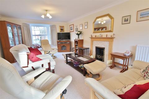 16 Clos Llysfaen, Lisvane, Cardiff, CF14 0UP