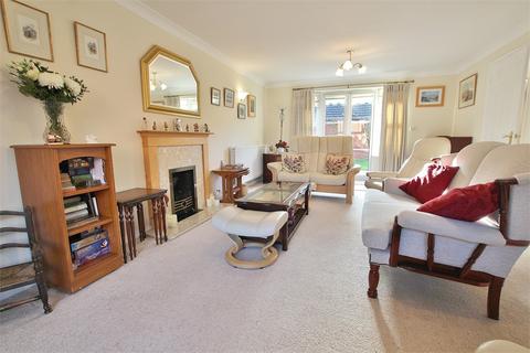 16 Clos Llysfaen, Lisvane, Cardiff, CF14 0UP
