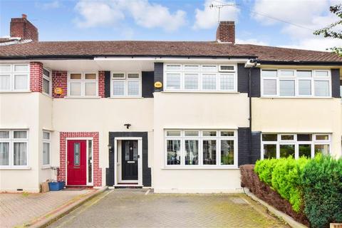 32 Hanover Gardens, Ilford, IG6 2RA
