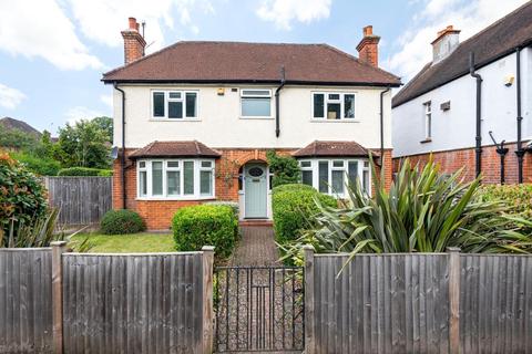 177 Stoke Road, Guildford, GU1 1EY