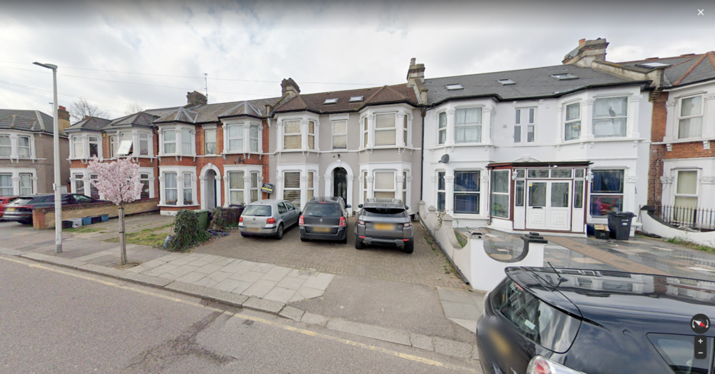 Northbrook Road, Ilford, Essex IG1 1 bed flat £875 pcm (£202 pw)