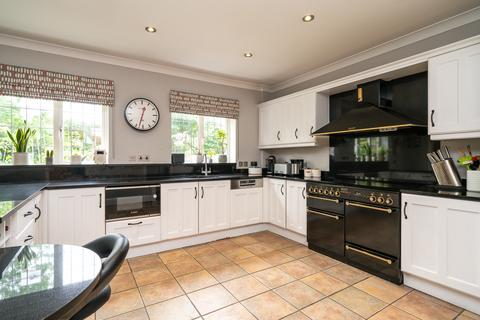 5 bedroom detached house for sale, Laurel Bank, Felden, Hemel Hempstead HP3