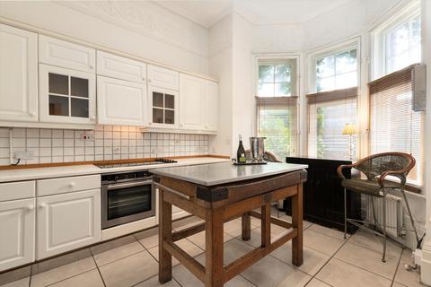 2 bedroom flat for sale, West Hill, London, SW15