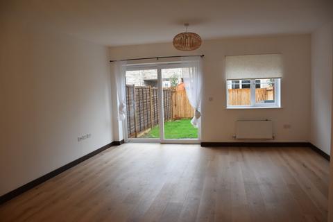 3 bedroom end of terrace house to rent - Houghton Way, Bury St Edmunds