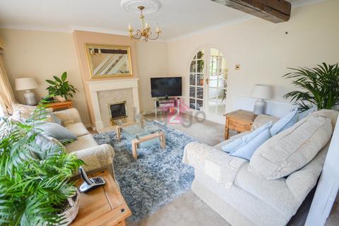 26 Medlock Drive, Sheffield, S13 9BB