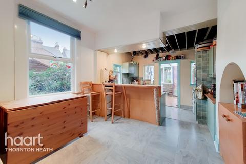 2 Eileen Road, London, SE25 5EJ