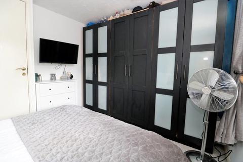 10 Hackett Close, Ashby-de-la-zouch, LE65 2HP